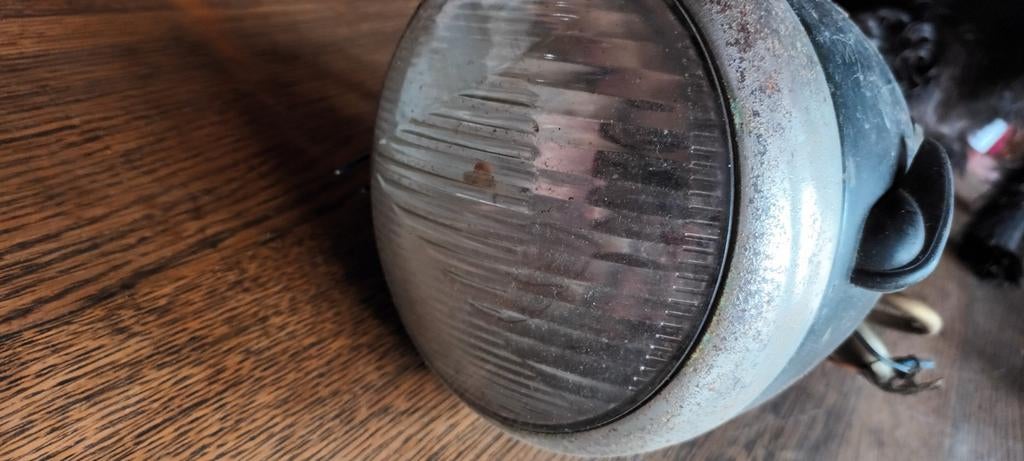 Phare adler M100, Motos, Enlèvement