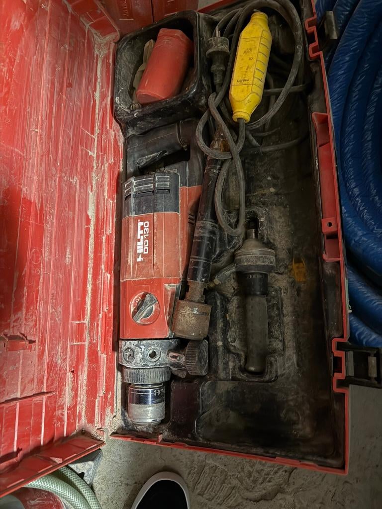 Hilti DD 130 — Carotteuse diamant + colonne + accessoires, Enlèvement, Utilisé