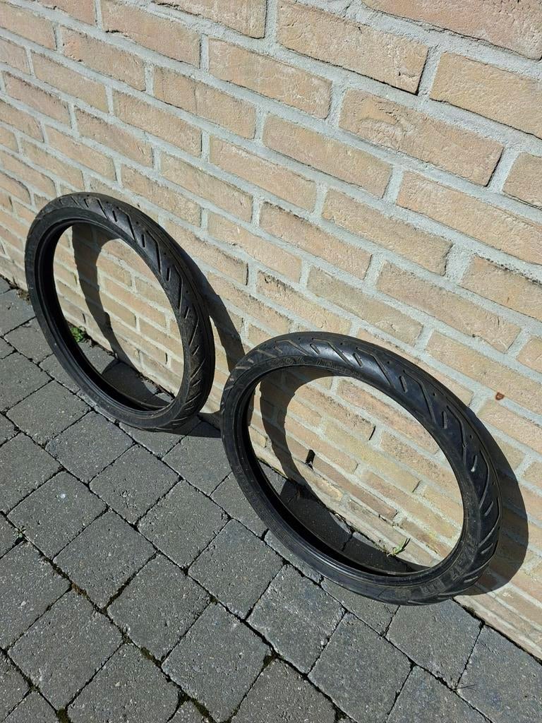 Pneus Hutchinson Gp1, Enlèvement ou Envoi, Utilisé, Autres types, Honda peugeot puch mobylette mbk51