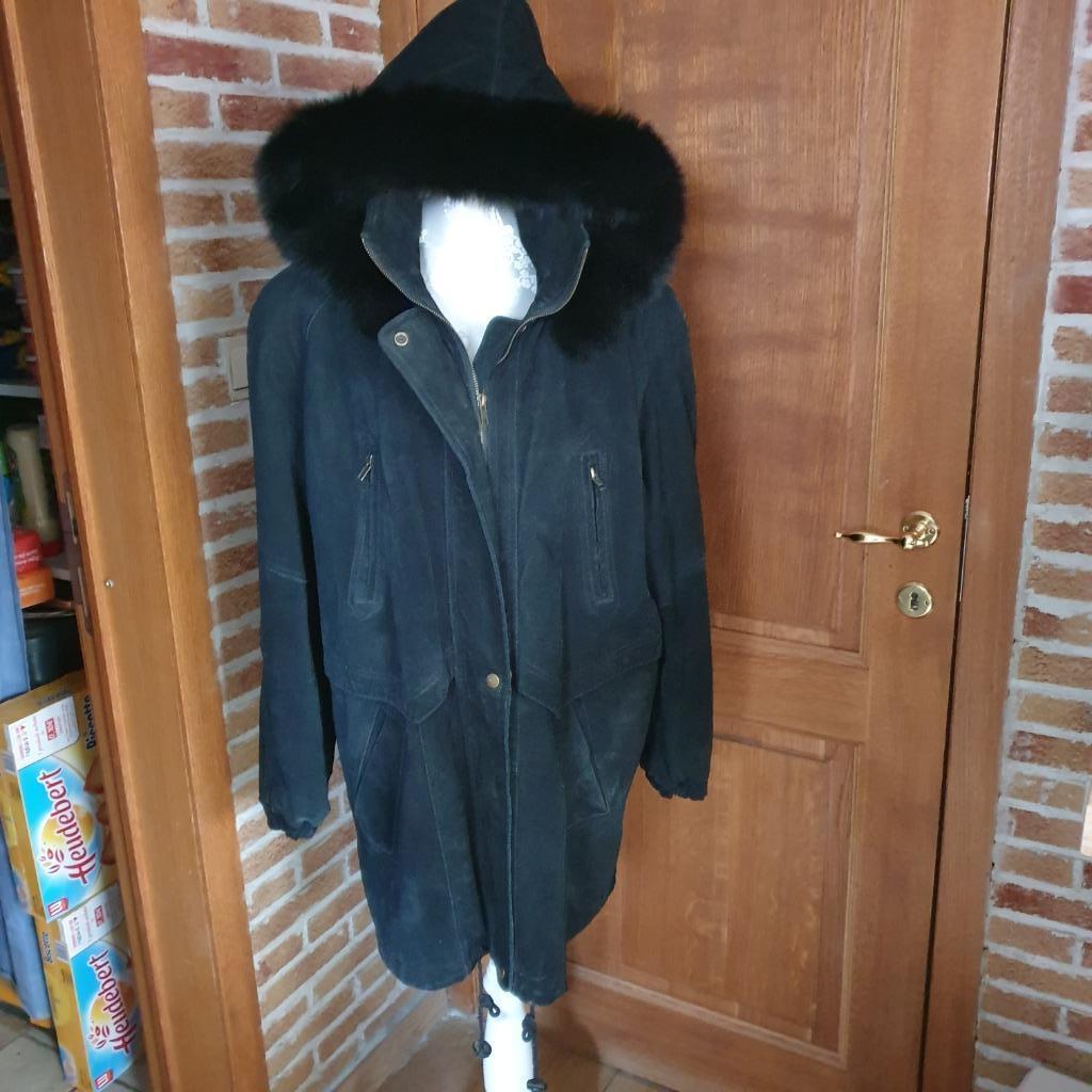 manteau noir à capuche, Enlèvement, Taille 42/44 (L), Noir
