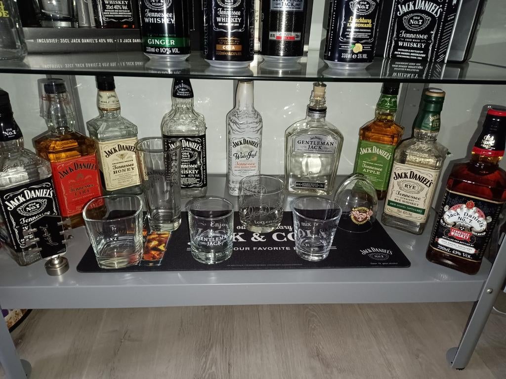 Jack Daniels Collectie., Verzamelen, Ophalen of Verzenden, Zo goed als nieuw, Overige typen, Vol