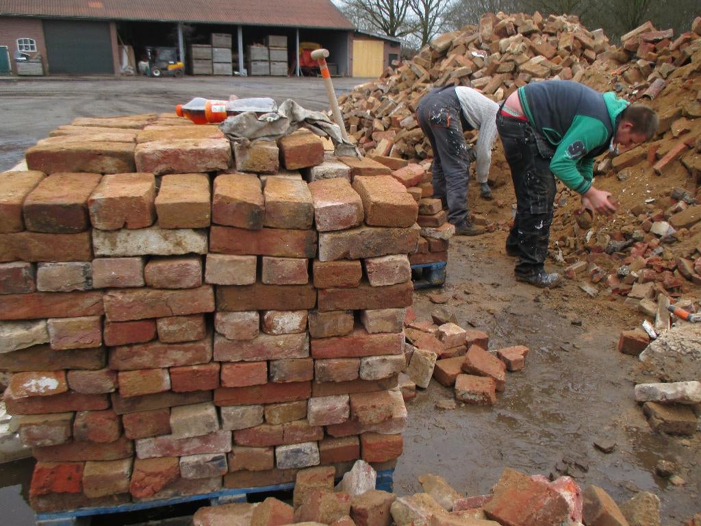 Grand lot de fours de campagne en briques réfractaires, Enlèvement