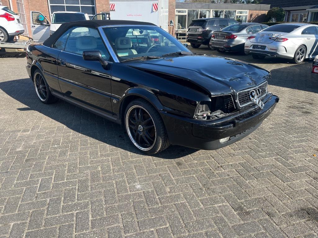 AUDI 90 CABRIO. 2.8 V6. DOMMAGES CAUSÉS PAR LES IMPORTATIONS, Autos, Audi, Cuir, Achat, Beige, Entreprise