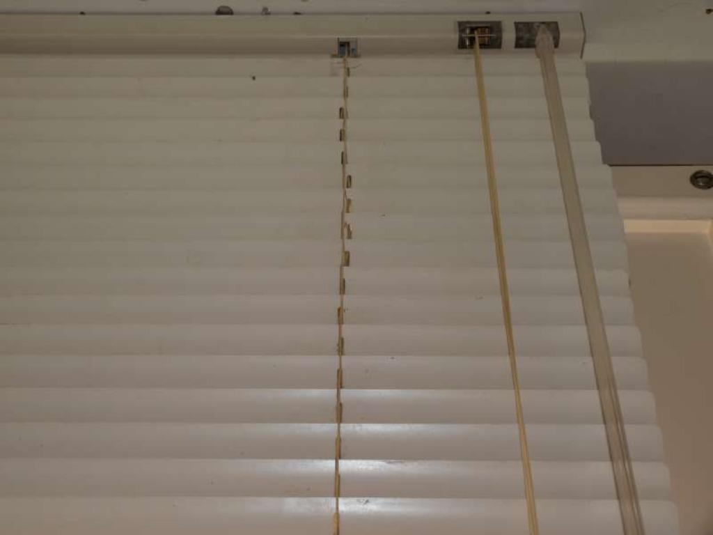 Luxaflex rolgordijn, Huis en Inrichting, Ophalen, Gebruikt, 150 tot 200 cm, 100 tot 150 cm