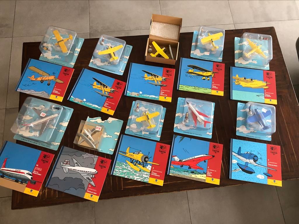 collection avions Tintin moulinsart, Collections, Personnages de BD, Enlèvement, Tintin, Comme neuf