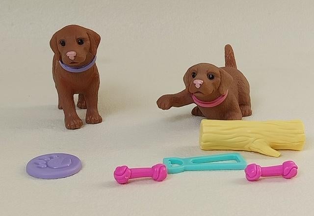 Barbie vintage « Bobbin' Bow-wows Chocolate Lab, chiots », Enlèvement ou Envoi, Utilisé, Barbie