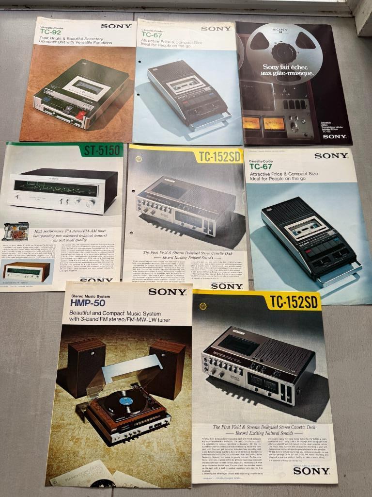 SONY, folders uit de jaren 80, set van 9 folders: ster chann, Verzenden