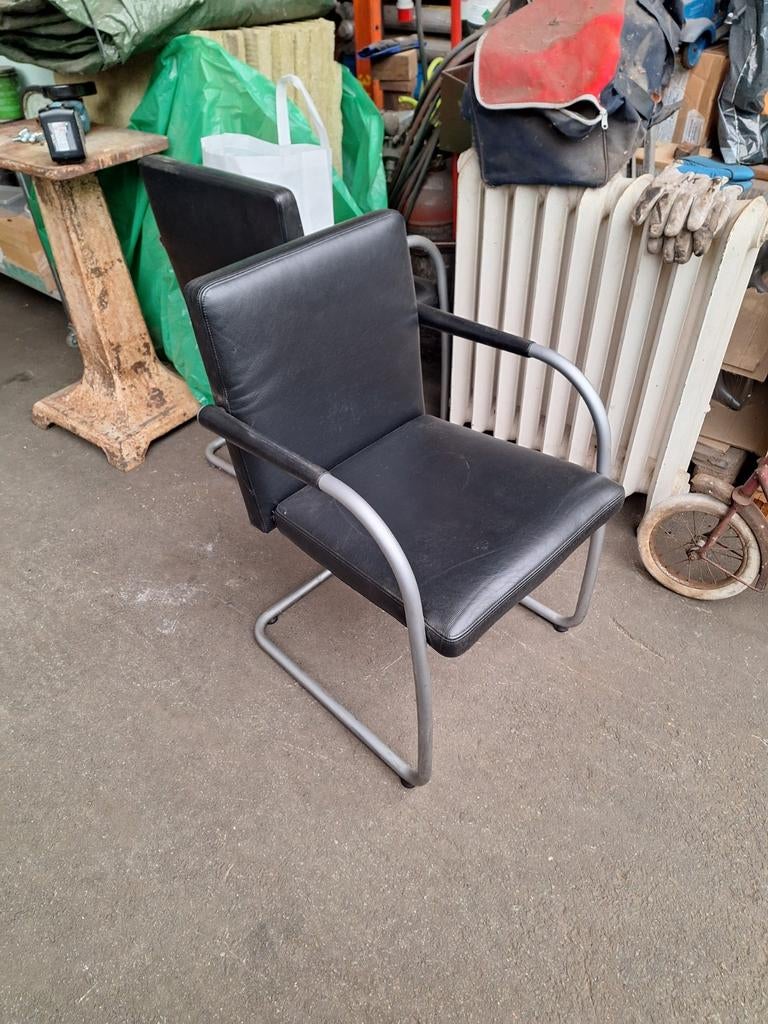 4 magnifiques chaises en cuir Vitra, Maison & Meubles, Chaises, Enlèvement