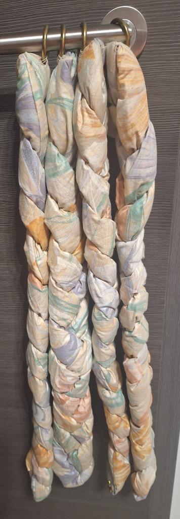 4gevlochten stropdassen voor gordijnen,  van 70x7 cm., Huis en Inrichting, Stoffering | Gordijnen en Lamellen, Ophalen, Minder dan 50 cm