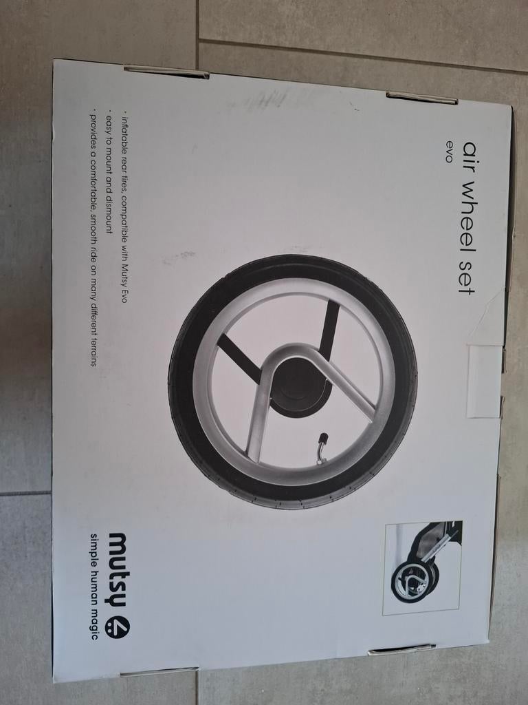 Mutsy evo air wielen voor buggy/kinderwagen, Ophalen