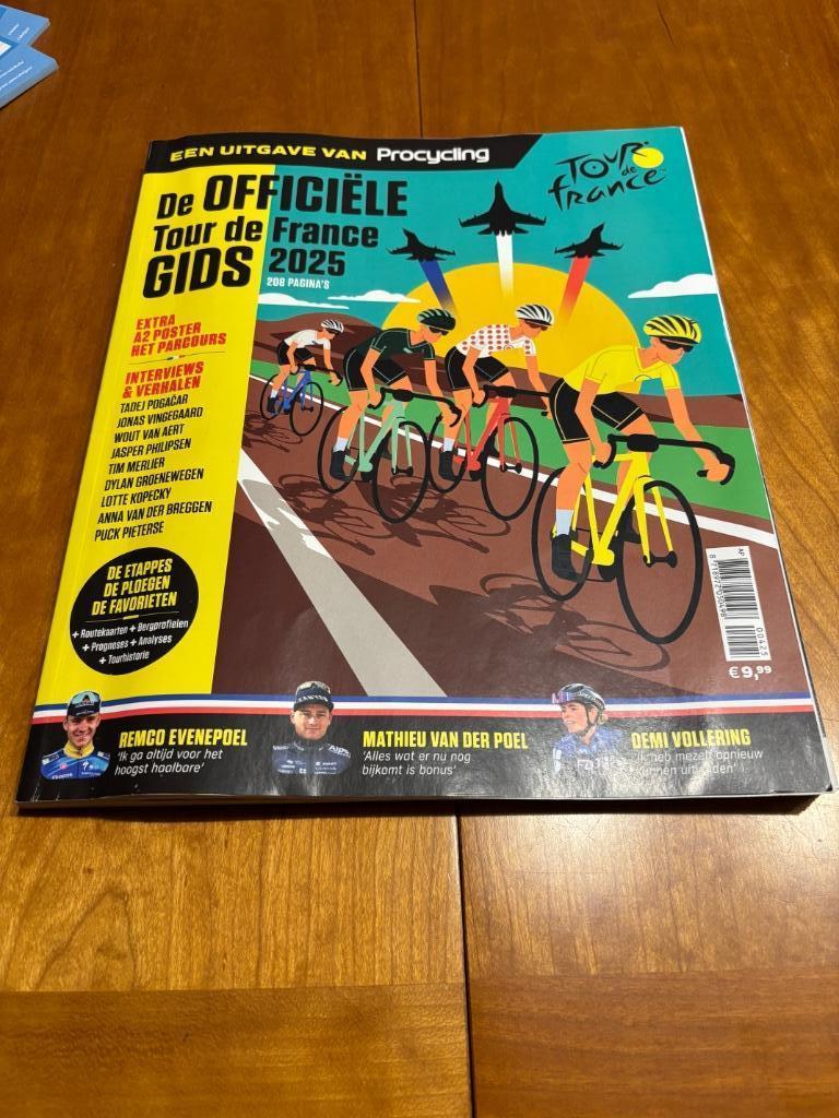 Procycling Officiele tour de France gids 2025 wielrennen, Boeken, Tijdschriften en Kranten, Ophalen of Verzenden, Zo goed als nieuw