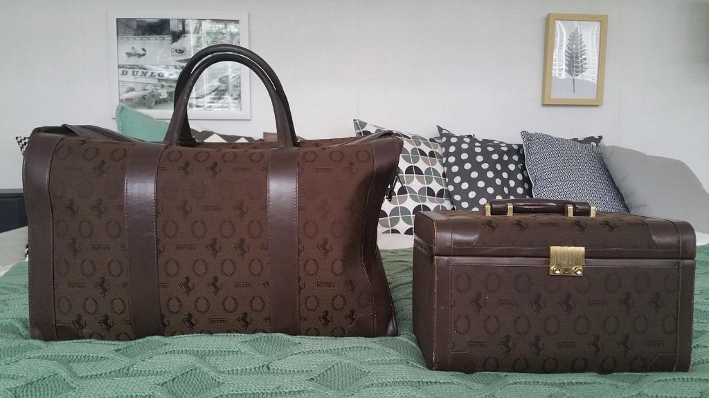 2 x Vintage Ferrari koffers Cavallino Print Collectors, Auto diversen, Auto-accessoires, Gebruikt, Ophalen of Verzenden