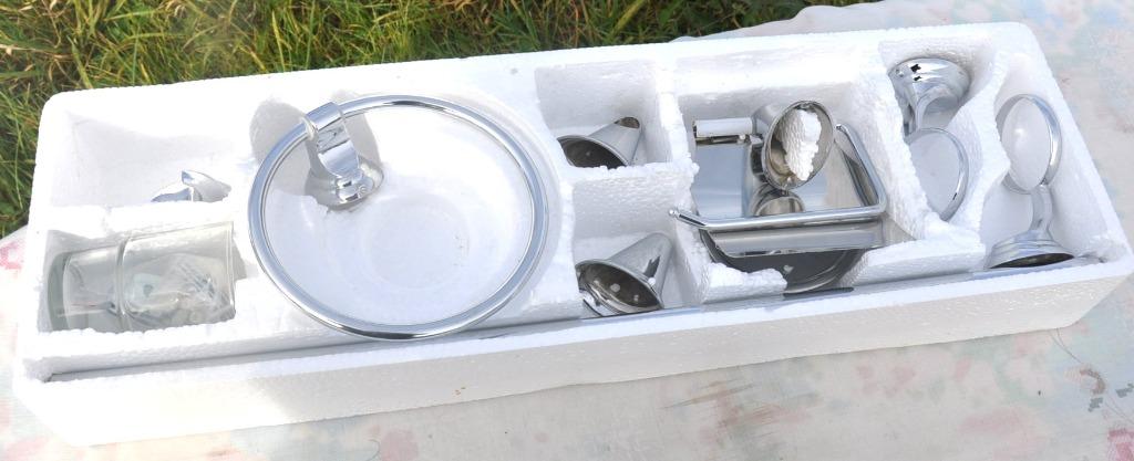 ensemble accessoires de salle de bain 6 pieces neuf, Maison & Meubles, Salle de bain | Linge de bain & Accessoires, Enlèvement ou Envoi