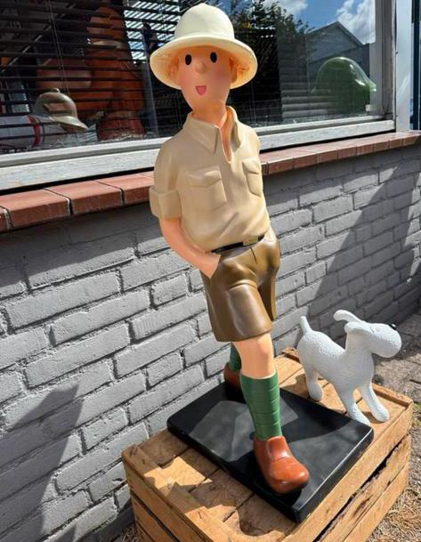 Statue de Tintin dans la jungle du Congo, Enlèvement, Comme neuf, Humain
