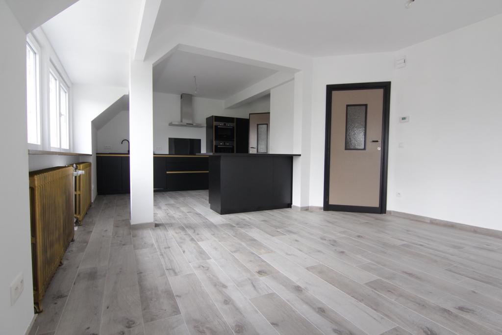 Appartement spacieux avec une touche art déco, Immo, Maisons à vendre, 6 pièces, 120 m², SCHAARBEEK, Ventes sans courtier