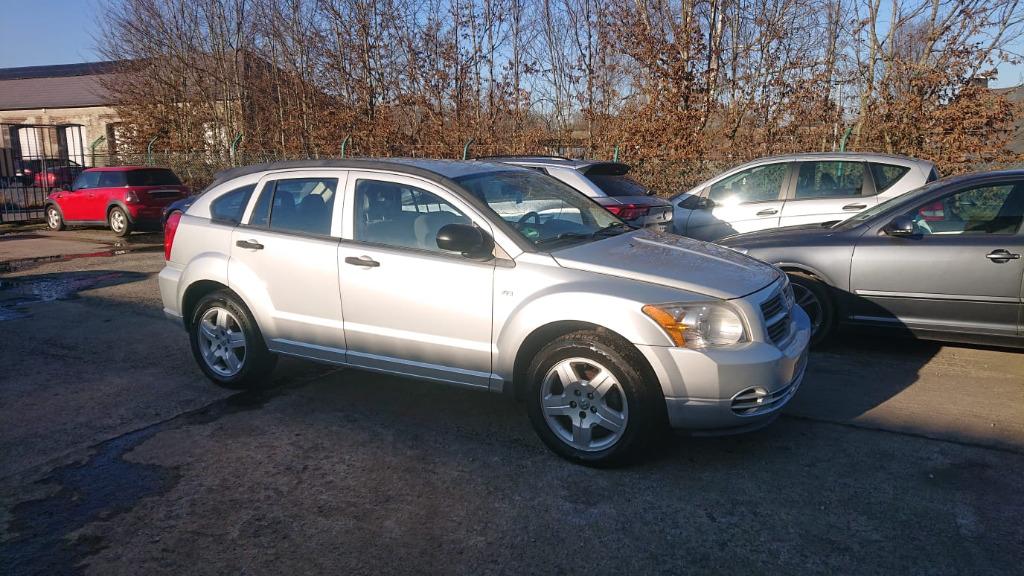 Dodge caliber 1800cc essence clim ja 137000km 2010 GARANTIE, Auto's, Voorwielaandrijving, Stof, Caliber, Elektrische ramen
