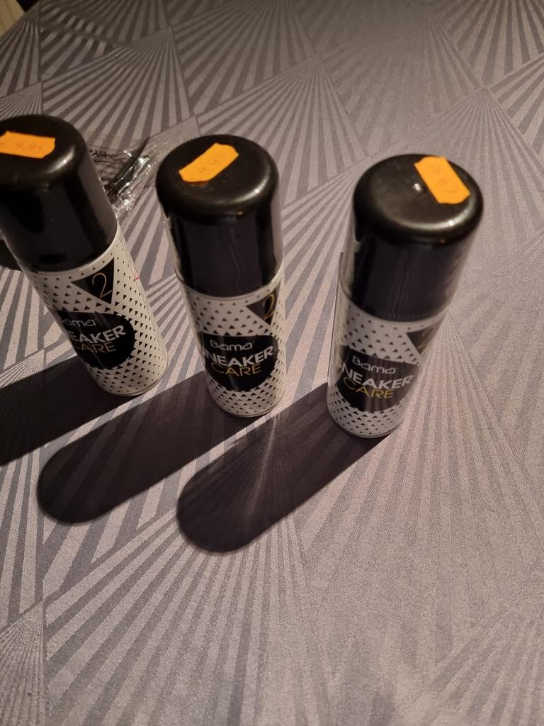 Nieuw 
Van het merk: Bama Sneakers Cleaner 
200ml 

Nieuw en, Huis en Inrichting, Overige Huis en Inrichting, Ophalen of Verzenden