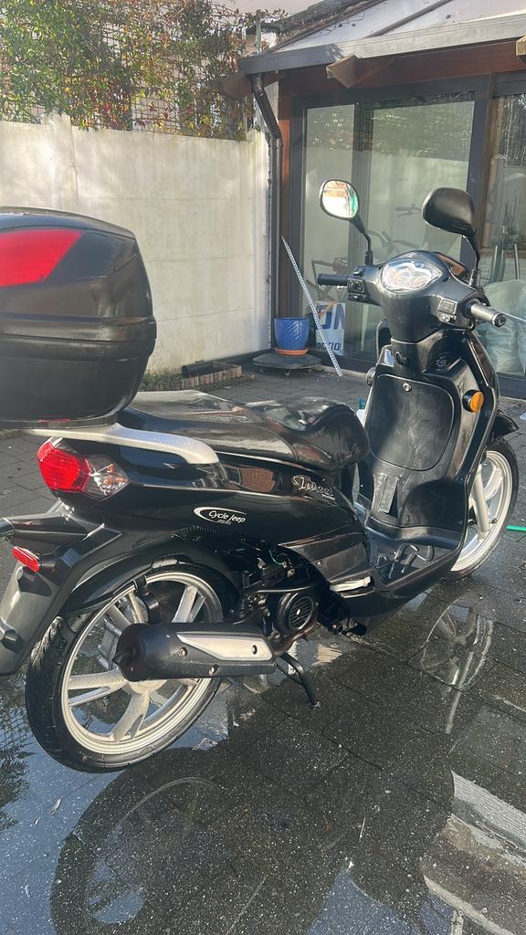 Peugeot a classe, Vélos & Vélomoteurs, Vélomoteurs & Scooters bridés, Enlèvement, Comme neuf, Essence, Peugeot