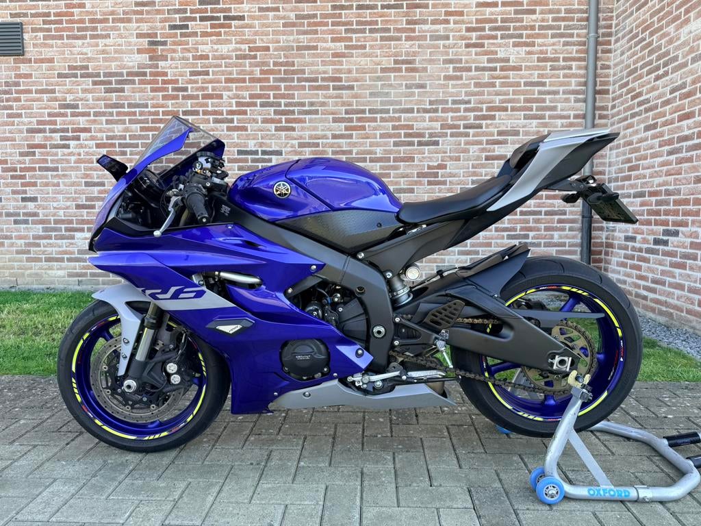 Yamaha YZF-R6 Blue 2020