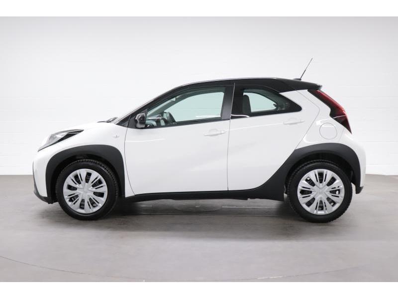 Toyota Aygo X X play Toyota Aygo X Play 1.0 VVT-i 72ch, Auto's, Toyota, 72 pk, Wit, Handgeschakeld, 998 cc