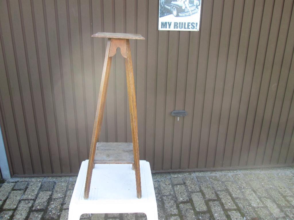 Vintage houten hoge bloemenstaander, Huis en Inrichting, Woonaccessoires | Zuilen en Pilaren, Ophalen, Gebruikt