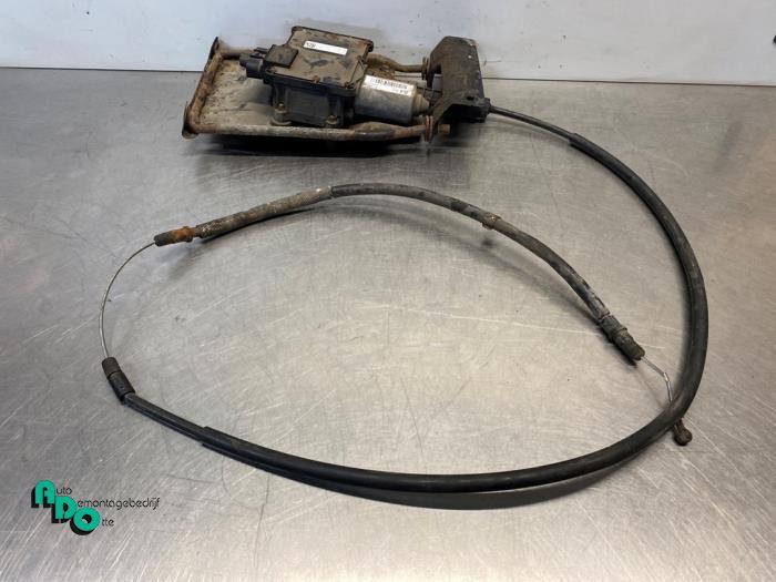 Moteur frein à main d'un Opel Meriva (Meriva B 10-), -, Opel, 3 mois de garantie, Utilisé