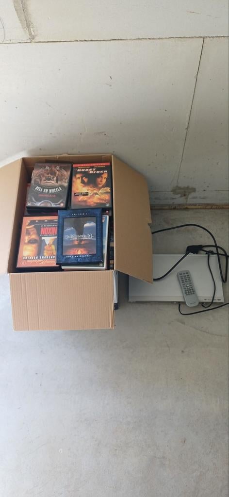 110 dvd's en dvd speler, Audio, Tv en Foto, DVD spelers, Ophalen