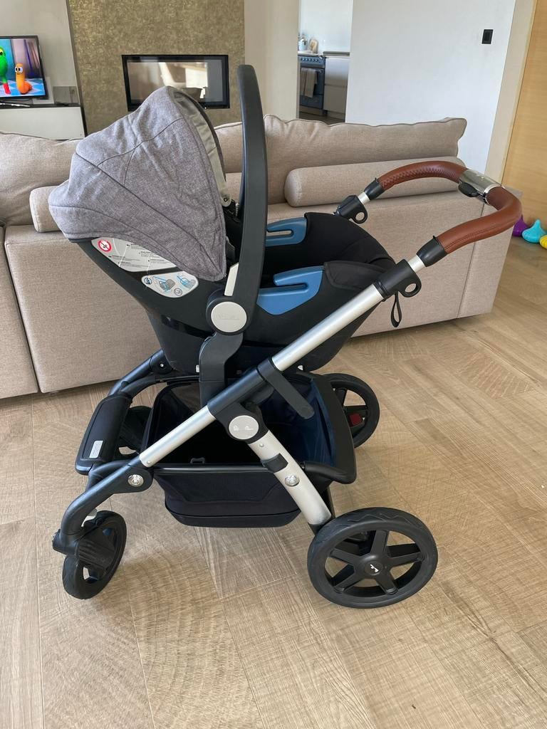 Kinderwagen met alle toebehoren, Ophalen, Zo goed als nieuw, Kinderwagen