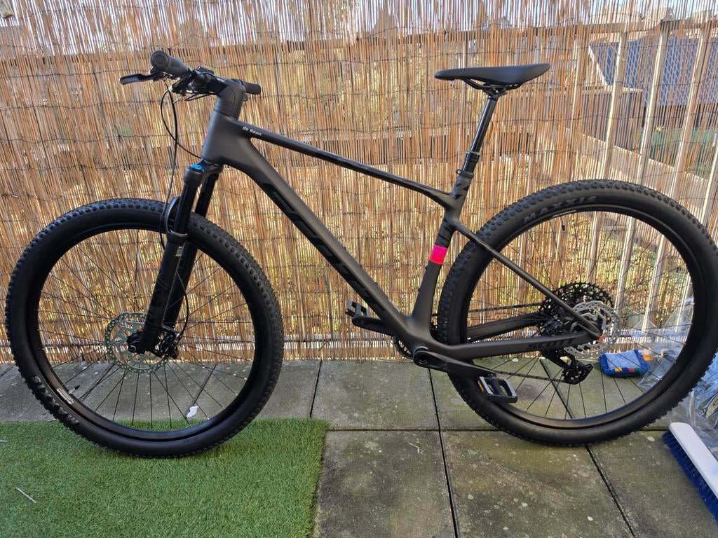 Scott Scale 910 2026 Carbon maat L. (Nieuw)✅️, Fietsen en Brommers, Hardtail, Ophalen, Nieuw