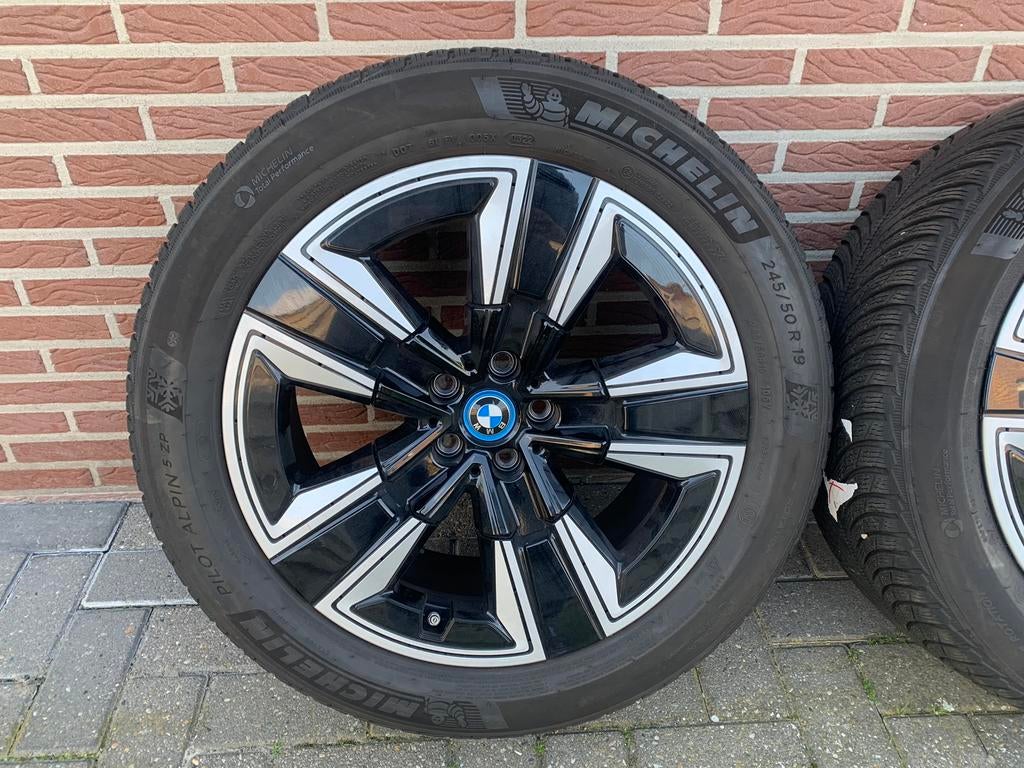BMW IX3 G08 19 inch velgen 842 styling winterbanden, Auto-onderdelen, Banden en Velgen, 245 mm, Banden en Velgen, Winterbanden