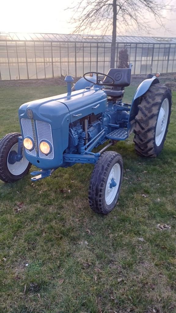 Fordson dexta, Enlèvement