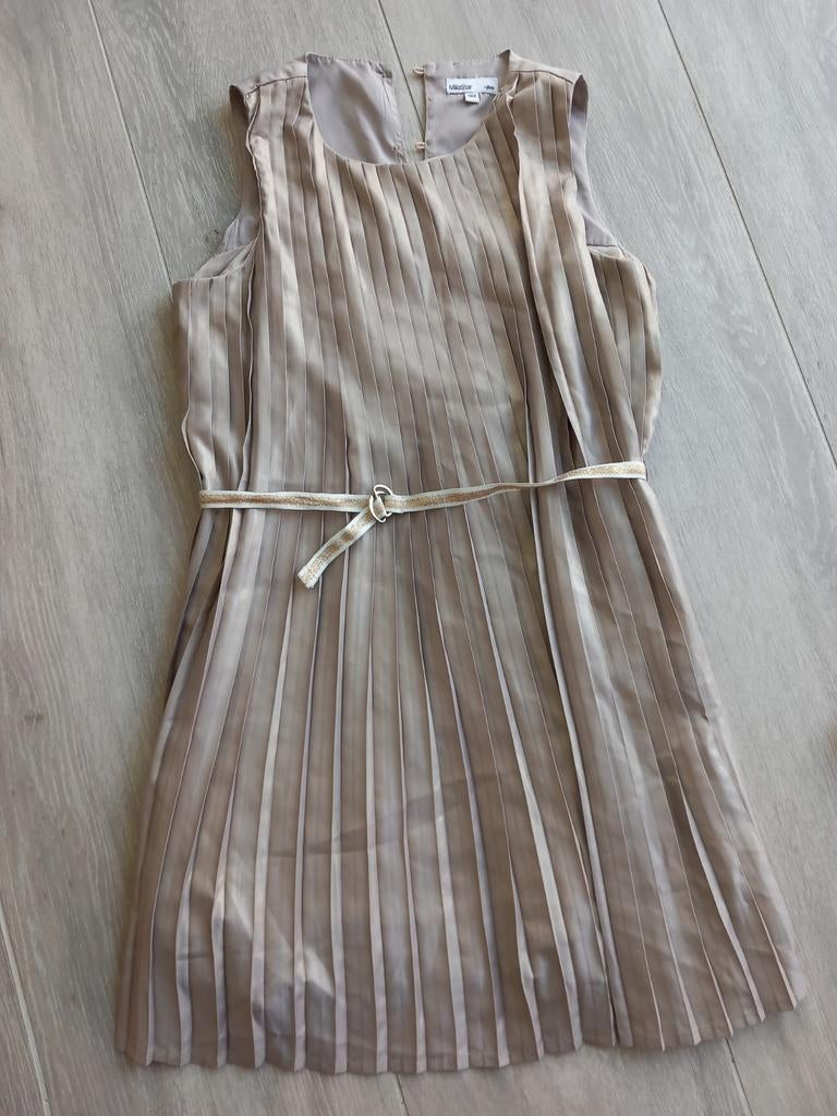 Gouden kleedje Milla Star m122, Kinderen en Baby's, Kinderkleding | Maat 122, Meisje, Ophalen of Verzenden, Zo goed als nieuw