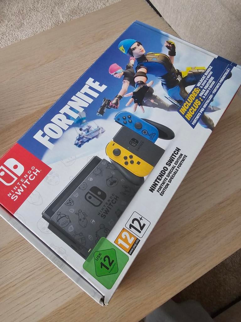 Switch Fortnite Edition+10 games, Ophalen