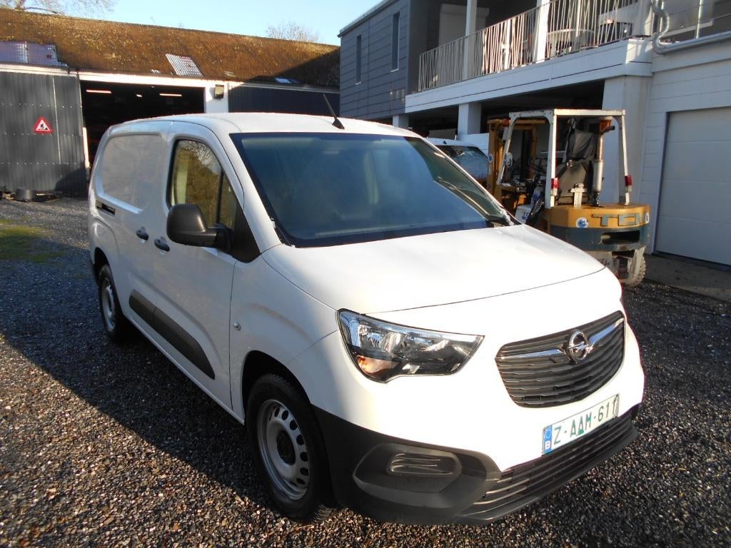 opel  combo  1500  hdi   130cv   long  chassis, Autos, Camionnettes & Utilitaires, Achat, Entreprise, Opel, Radio