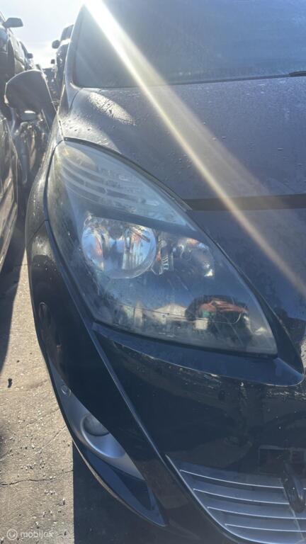 Koplamp rechts Renault Scenic III ('08-'16), Auto-onderdelen, Verlichting, Renault, Gebruikt, Ophalen of Verzenden