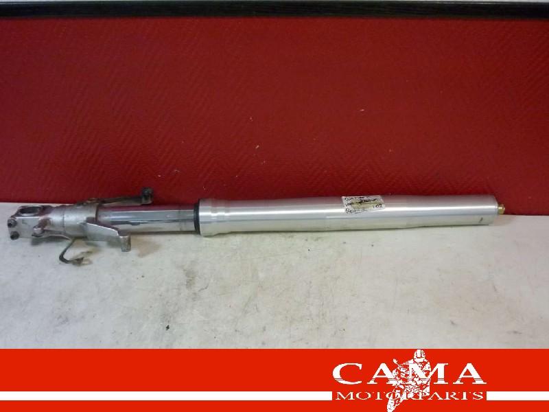 TUBE DE FOURCHE AVANT DROIT Suzuki, Motos, Dhr. S. di Majo, Utilisé, Info@cama-motorparts.nl, P.J. Troelstraweg 8 8
3144 CX  MAASSLUIS, NL