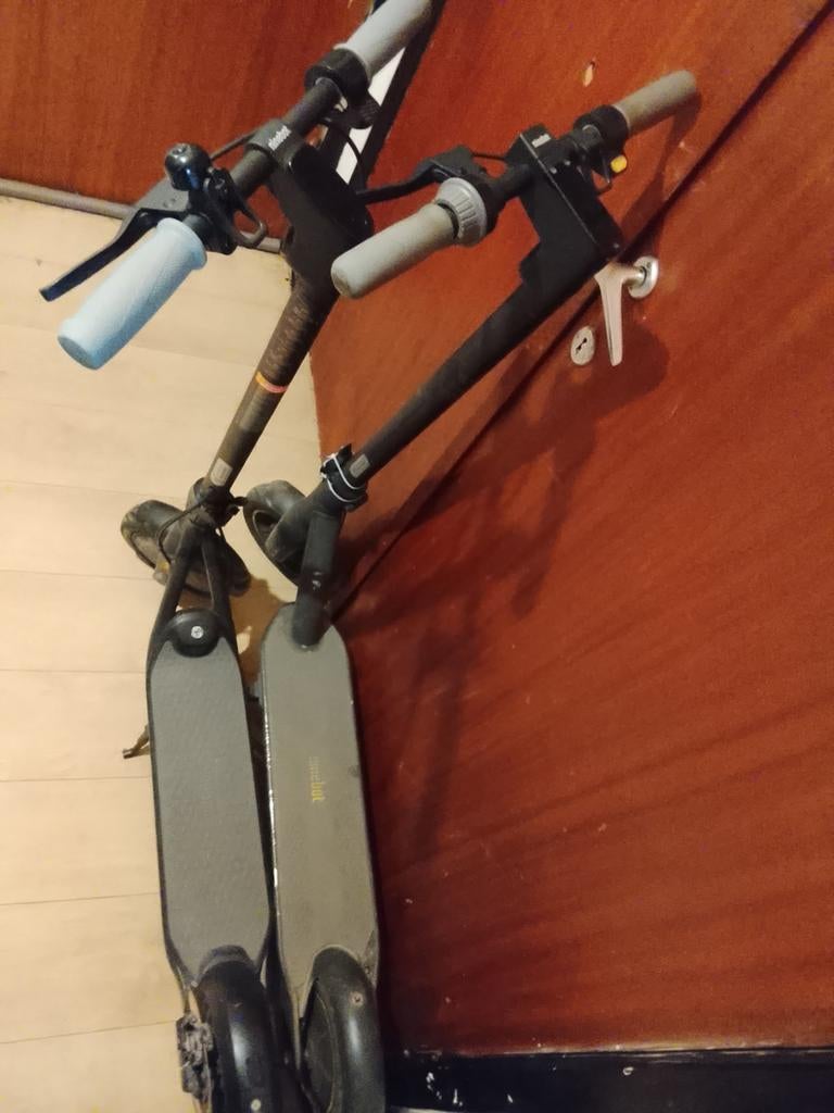 Ninebot steppen voor 300euro, Fietsen en Brommers, Steps, Ophalen of Verzenden