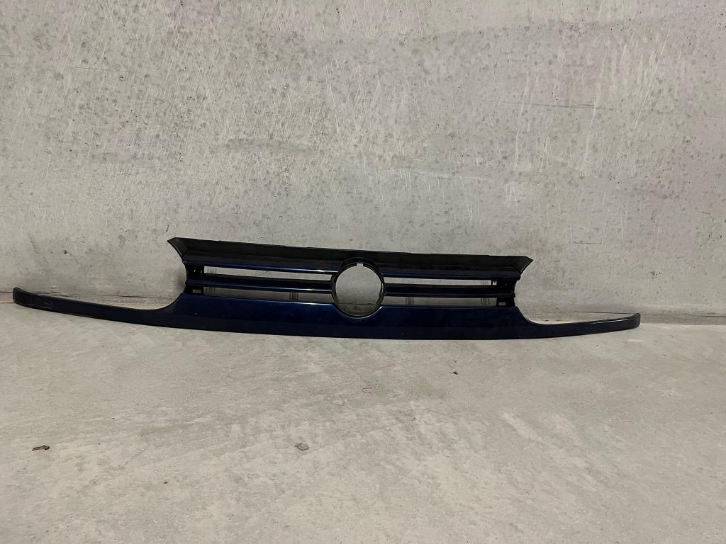 Calandre Golf 3 GTI 2 barrettes d’origine, Enlèvement