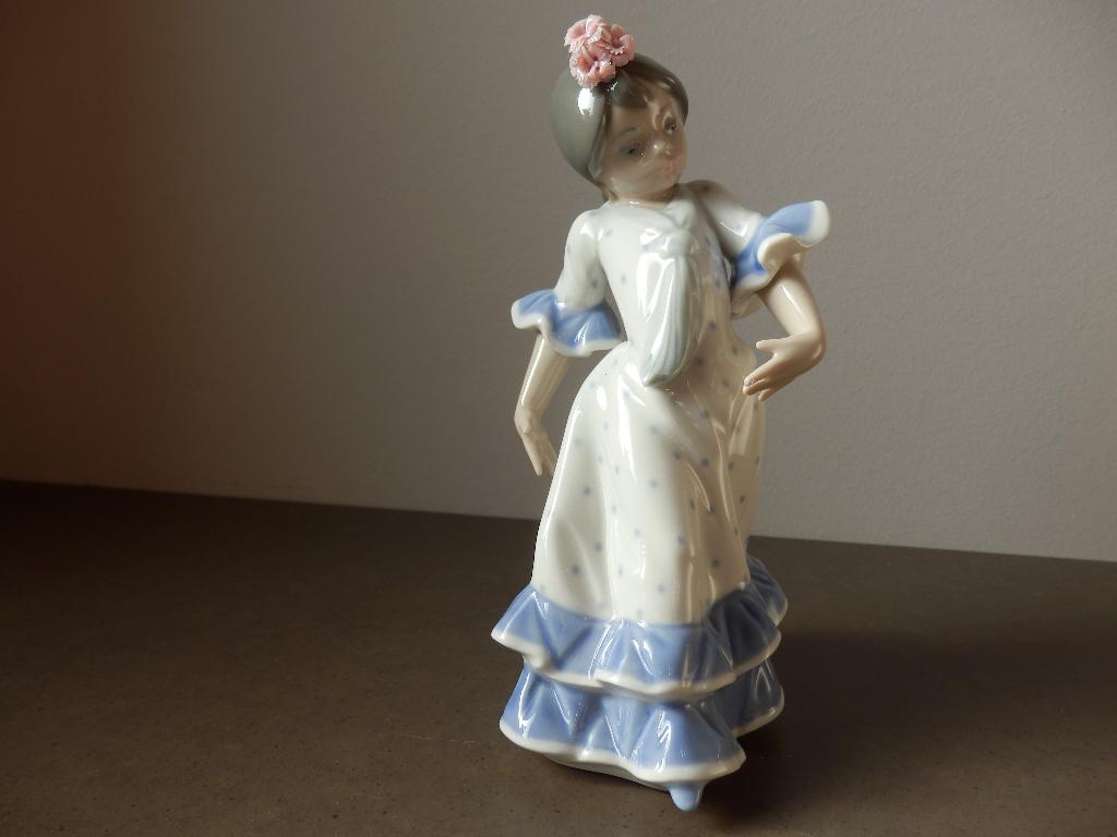 Lladro porcelein figuur Bailaorita, Antiek en Kunst, Ophalen of Verzenden