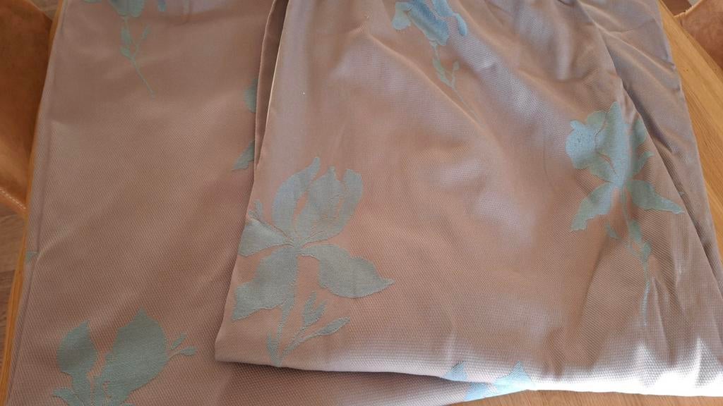 Gevoerde gordijnen,  2 stuks voor raam van 140h op 190b., Ophalen