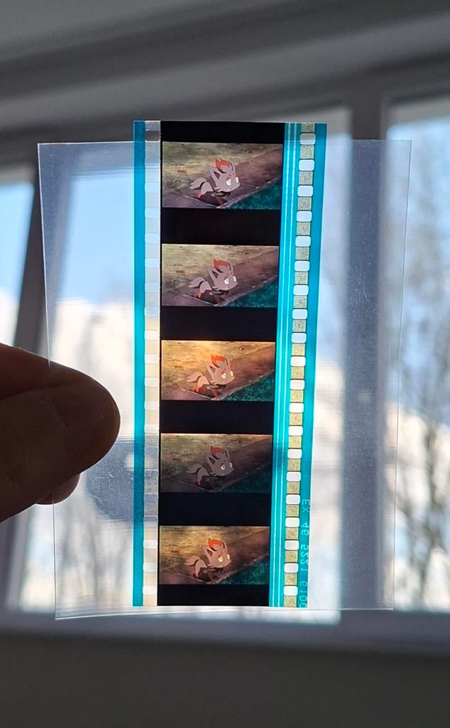 Pellicule Pokémon du film Zoroark : le maître des illusions, TV, Hi-fi & Vidéo, Bobines de film, Enlèvement ou Envoi