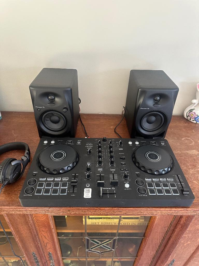 Pioneer Dj draaitafel set met boxen en headset, Musique & Instruments, DJ sets & Platines, Enlèvement, Neuf, Platine, Pioneer