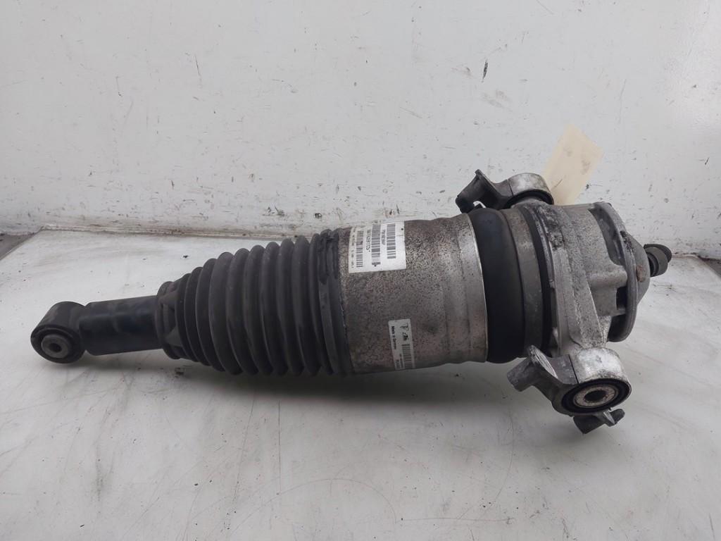 AMORTISSEUR ARRIÈRE GAUCHE Porsche Cayenne II (92A), Autos : Pièces & Accessoires, Sodener Straße 9
65824  Schwalbach, DE, Porsche