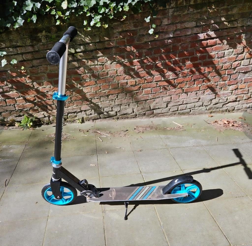 Scooter voor kinderen, Fietsen en Brommers, Steps, Ophalen, Zo goed als nieuw, Overige typen, Hornet