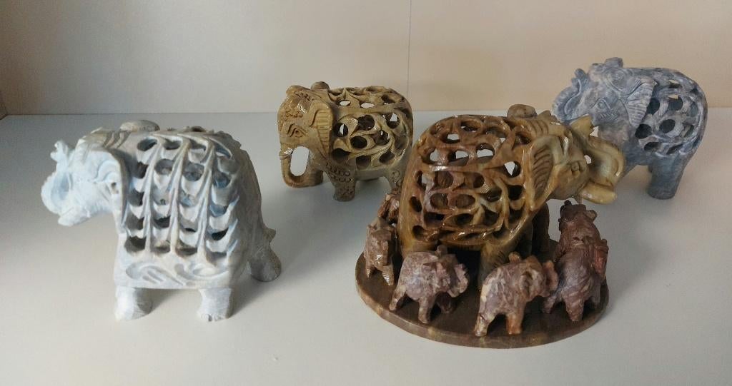 4 stenen olifantjes, Ophalen of Verzenden, Zo goed als nieuw, Dier