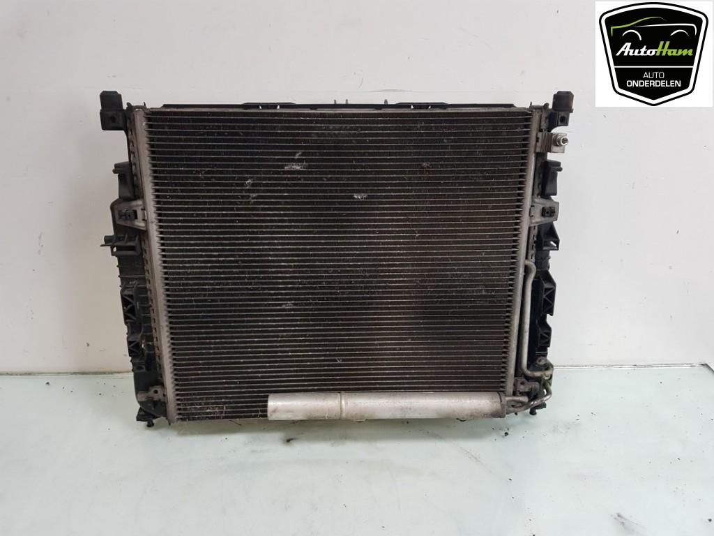 RADIATEUR COMPLEET Mercedes-Benz ML II (164 / 4JG), Gebruikt, Mercedes-Benz