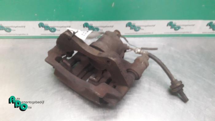 Remklauw (Tang) rechts-voor van een Peugeot Expert (Expert 9, Gebruikt, -, -, Ophalen of Verzenden