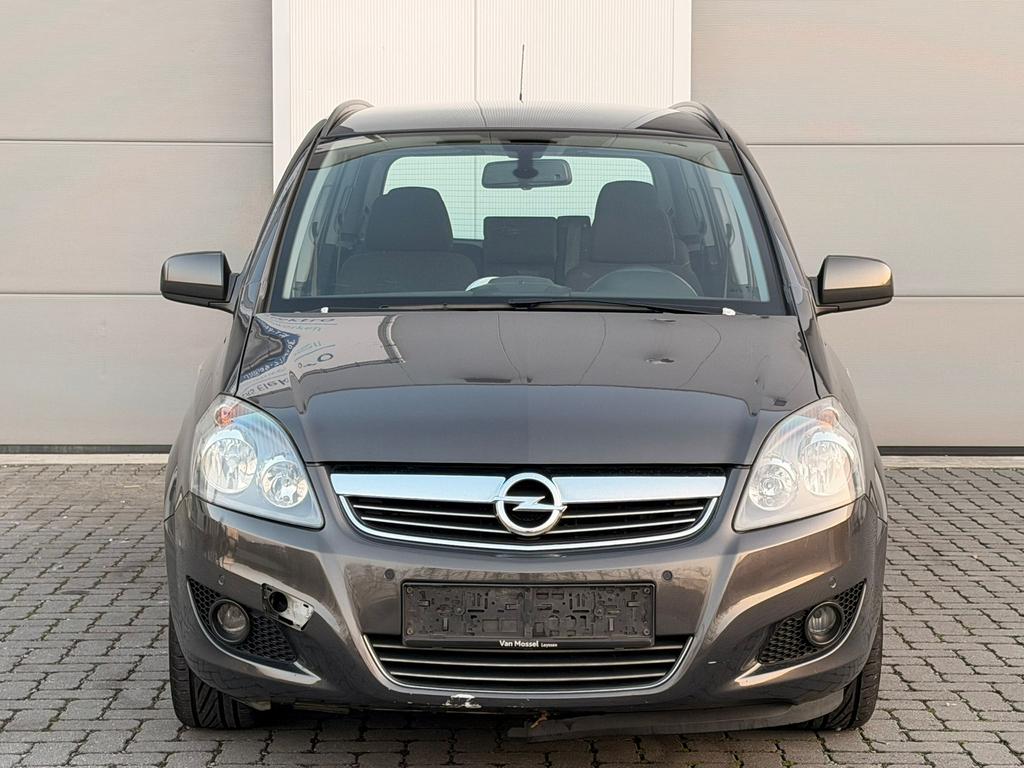 OPEL ZAFIRA 2012 BENZINE EURO5 7PLAATS 200.000KM, Auto's, Euro 5, Bedrijf, 5 deurs, Zafira