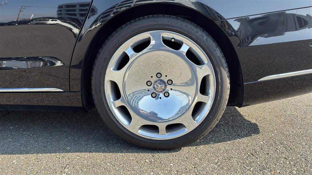 Maybach Other Maybach S500 2015 Nieuw Conditie, Auto's, Overige Auto's, Automaat, Zwart, Navigatiesysteem, Zwart