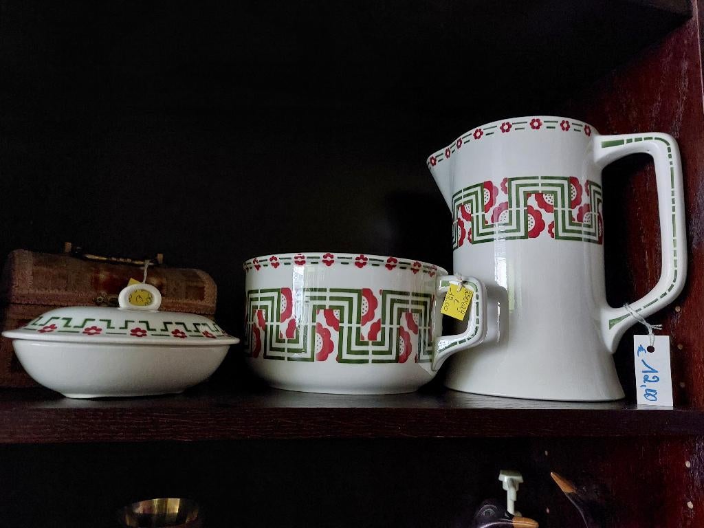 Garniture de commode porcelaine de Nimy, Antiquités & Art, Enlèvement ou Envoi